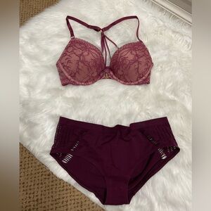 Bombshell Victoria's Secret Lace Bra Set in Burgundy